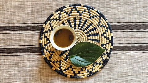 Whether eaten as paan or added to healthy recipes like rasam, betel leaves impart beneficial analgesic and cooling properties