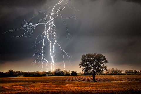 Lightning strikes link weather on Earth and weather in space
