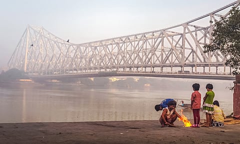 The research highlighted that ongoing use of biomass for cooking and open-air burning, without proper oversight or regulation, remains a major driver of sustained air toxicity.