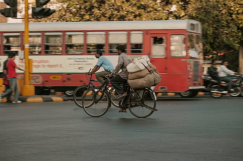 How India moves: 23% prefer to walk to work, buses for long distances