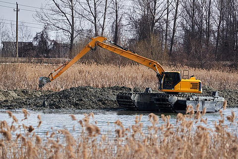 Dredging a lake can cause irreversible change in its micro-ecology, says study 