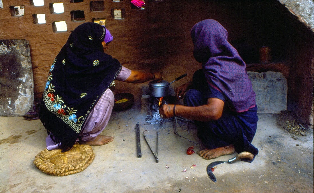 Pollution Impact: Women in India Face Hi...