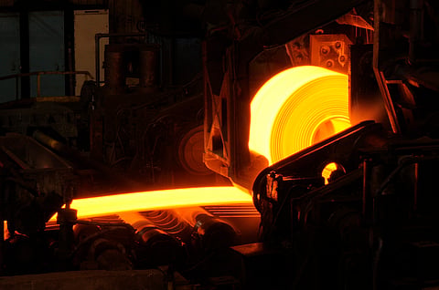 India’s steel sector 90% import-dependent, with 64% of new capacity coal-based: IEEFA