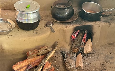 Fuelling the kitchen, burning the climate