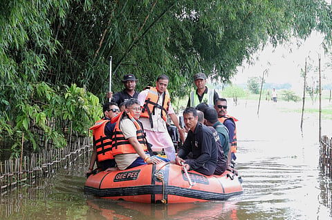 Daily weather tracker: Red alert in Assam-Meghalaya, Orange-Yellow rain warning across 15+ states