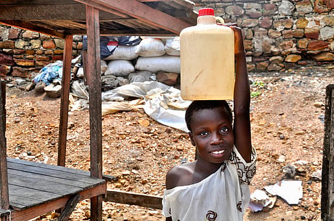 Study shows disproportionate burden of water fetching on girls in Ghana
