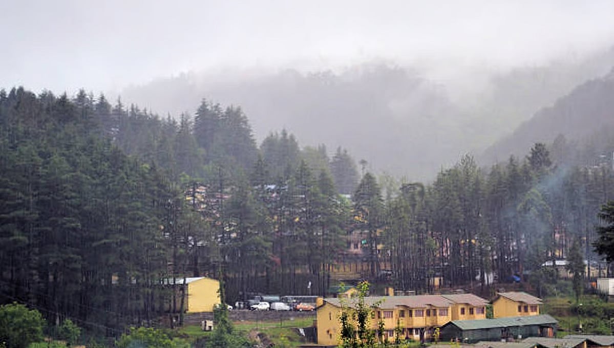 Daily weather tracker: Heavy rain, thunderstorms and lightning alert issued across several states; people advised to stay vigilant