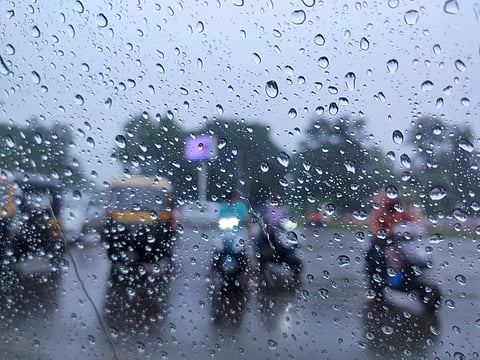 Daily weather tracker: IMD warns of very heavy rain in Kerala, Tamil Nadu; western disturbance set to affect Northwest India from October 24