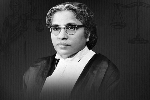 साल 1937 में उच्च न्यायालय की पहली महिला न्यायाधीश अन्ना चांडी के शामिल होने के साथ ही भारत में सिविल सोसाइटी के सभी क्षेत्रों में लिंगों के समान प्रतिनिधित्व का रास्ता बदल गया। 