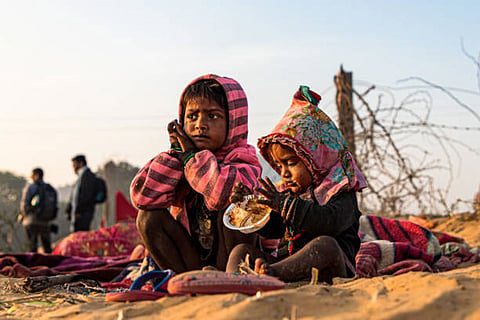 पिछले एक दशक में ऐसे देशों की संख्या में 47 प्रतिशत से अधिक की वृद्धि हुई है, जहां बाहरी ऋण भुगतान स्वास्थ्य और शिक्षा पर खर्च को पीछे छोड़ रहा है