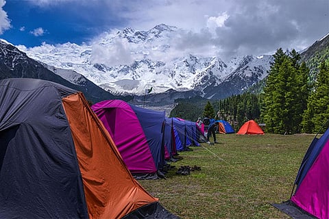जम्मू और कश्मीर, लद्दाख, गिलगित-बाल्टिस्तान और मुजफ्फराबाद में 20 और 21 जनवरी को हल्की से मध्यम बारिश और बर्फबारी हो सकती है। 
