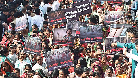विश्व जल दिवस पर विशेष: गंदा पानी पीकर कब तक मरते रहेंगे देश के लोग?