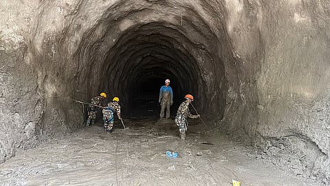 भारतीय सुरंग बचाव दल छिलिमे और लांगटांग जलविद्युत परियोजना स्थलों पर बचाव कार्य में प्रगति कर रहा है। @navsri6619 / एक्स (पूर्व में ट्विटर)