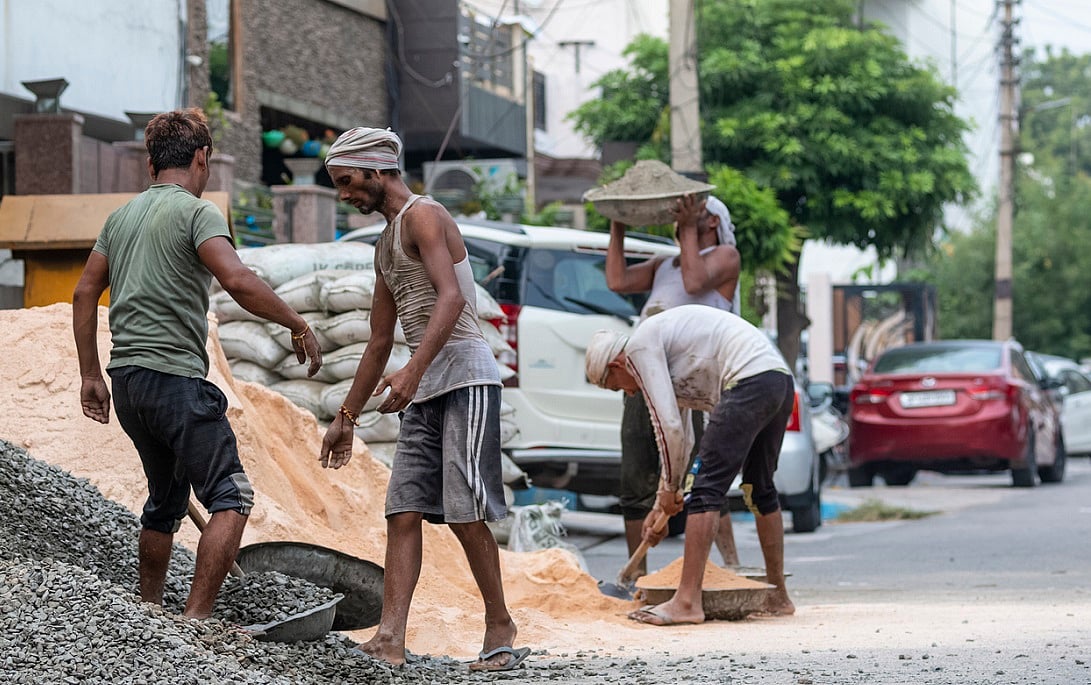 ILO Report Urges Stronger Universal Social Protection for All Workers ...