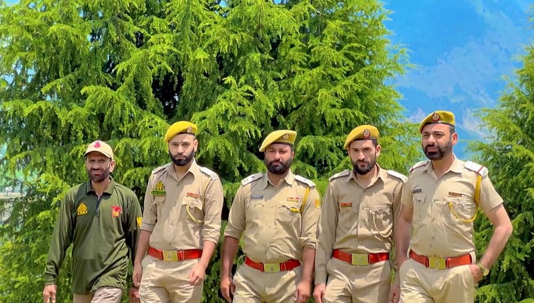 The Quiet Acts of India’s Forest Guards: How Unsung Frontline Heroes ...