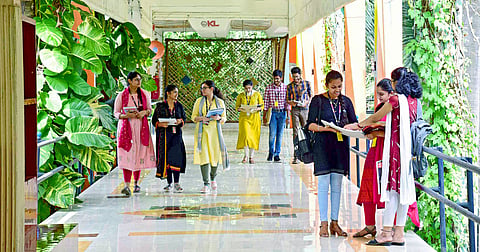 The counseling sessions for BTech admissions involve one-on-one interactions and group discussions with experienced counsellors