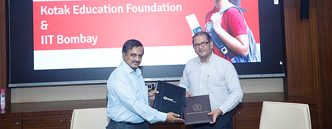 Prof Ravindra D Gudi, Dean Alumni & Corporate Relations, IIT Bombay and Dr Ganesh Raja, CEO, KEF