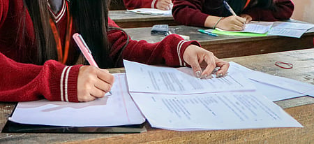 Following widespread complaints, the State CET Cell is conducting a retest for affected MHT CET PCM candidates on May 5

