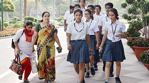 Ex-Mumbai mayor moves proposal to mandate 'Manache Shlok' in schools; sparks row