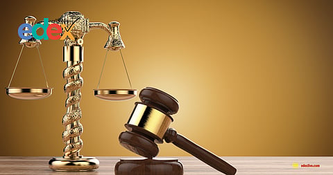 Attendance criteria in law exams