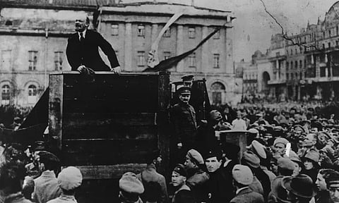 Vladimir Lenin addresses Red Army soldiers of USSR -1920 