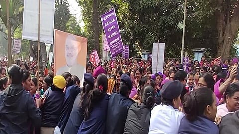 West Bengal: ASHA workers protest for allowance hike in Kolkata