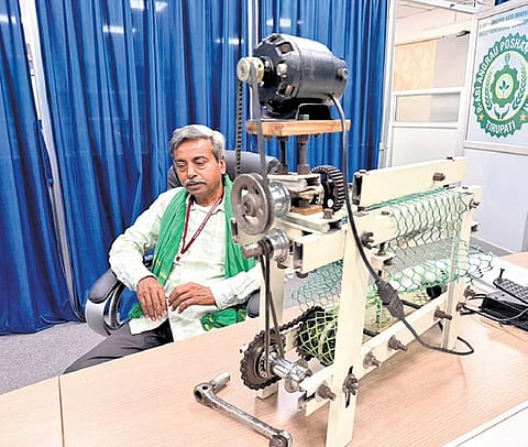 A lifetime of farming leads to a breakthrough in sericulture