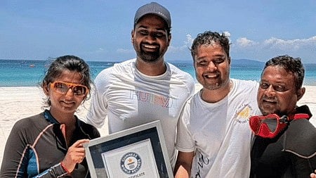 Historic underwater Tricolour feat enters Guinness records