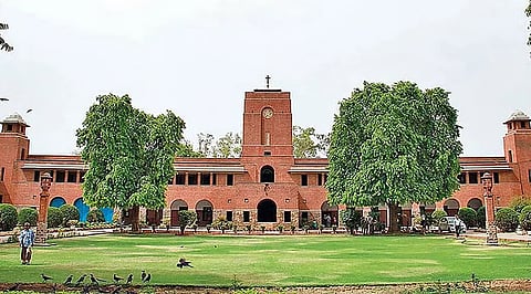 Plea in Delhi High Court seeks separate vegetarian-only hostel messes, canteens across DU