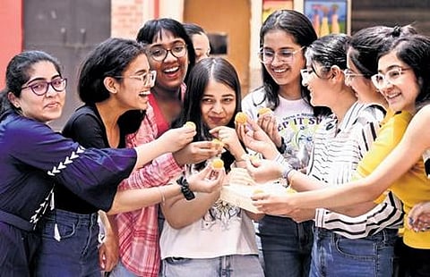How to calculate percentage of marks for CBSE class 12 result 2026?