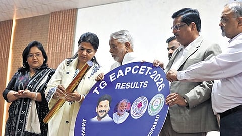 TGCHE officials release EAPCET results at JNTUH. 