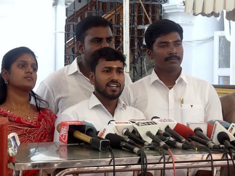 Student delegation submits 16-point memorandum to CM Vijay on education reforms