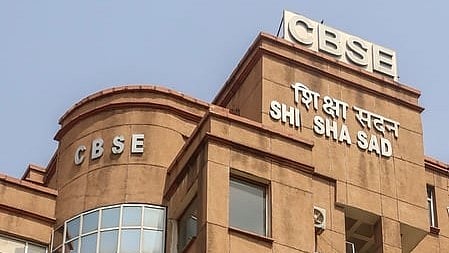 Centre shunts out CBSE Chairman and Secretary over OSM row, probe panel set up 