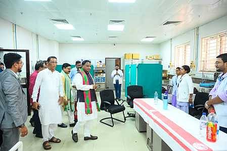 Odisha Govt Sanctions 755 New Posts to Boost Medical Colleges, Healthcare Infrastructure