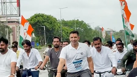 Congress cyclothon from Indore to Bhopal highlights NEET irregularities, exam leaks and youth unemployment