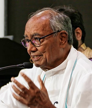 New Delhi: Senior Congress leader and Rajya Sabha MP Digvijaya Singh addresses a press conference at Constitution Club of India in New Delhi on Saturday, November 9, 2024. (Photo: IANS/Wasim Sarvar)
