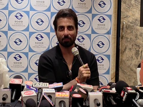 Students need hugs, not lathis, says Sonu Sood on CJP protest