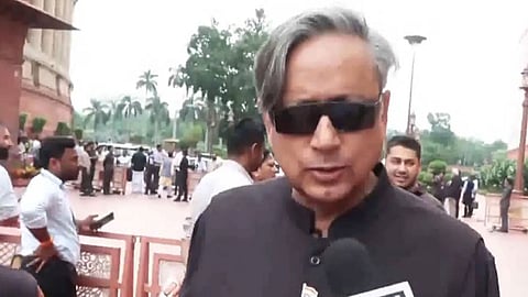'Walloping students is shocking': Tharoor attacks Centre