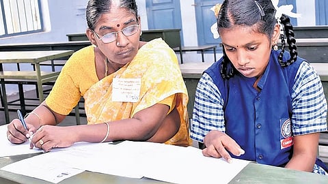 
India's education system must stand by its teachers
