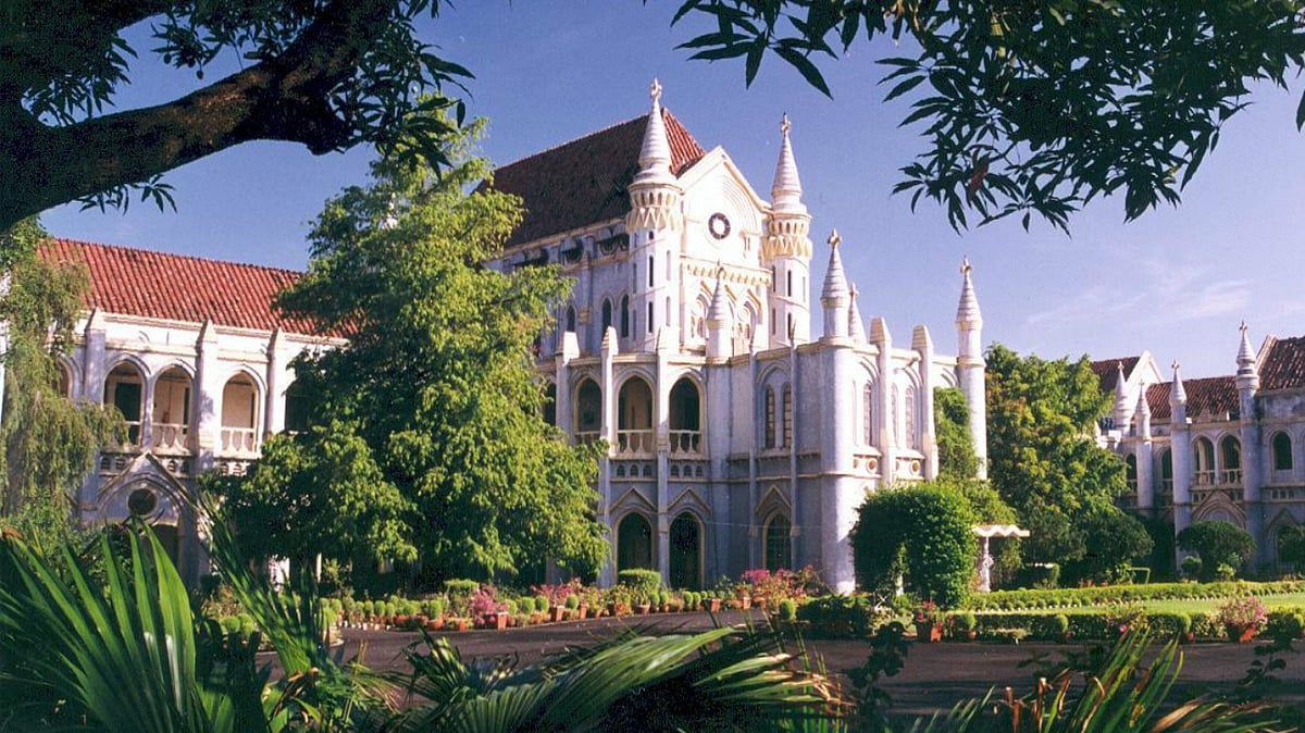 After 13-year legal battle, MP HC orders university to grant MBBS degree, asks NMC to test doctor’s fitness to practice