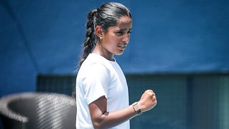 Shreeniti completes golden double, Fazal wins boys’ title at KSLTA World Tennis Junior J30 at the SM Krishna Tennis Stadium in Karnataka on Saturday. Photo credit: KSLTA