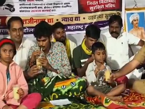 Nashik Tribal students end hunger strike after talks with Collector