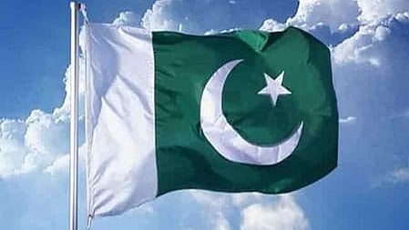 Dozens of Pakistani children contract HIV after hospital visits: Report