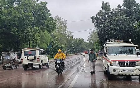 Very heavy rain alert issued in 13 districts of Madhya Pradesh