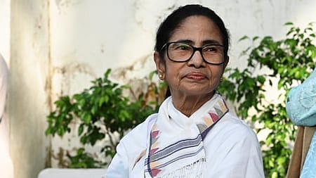 Mamata Banerjee condemns the arrest of CJP leaders (Photo: IANS)