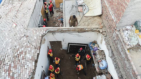 Pakistan: 27 students and a teacher, killed after roof of private school collapses in Peshawar 
