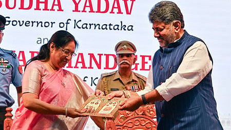 CM Shivakumar welcomes Sudha Yadav, the second woman Governor of Karnataka