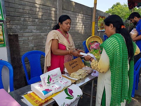 She started distributing eco-friendly sanitary pads for free to people who can’t afford it (Pic:  M Muthulakshmi)