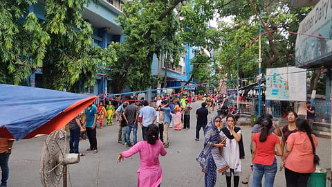 The doctors raised 'we want justice' slogans before Banerjee  (Pic: WhatsApp)