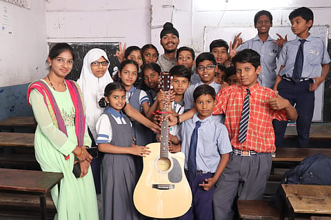 Up for a guitar class? | (Pic: Aikaarth Foundation)